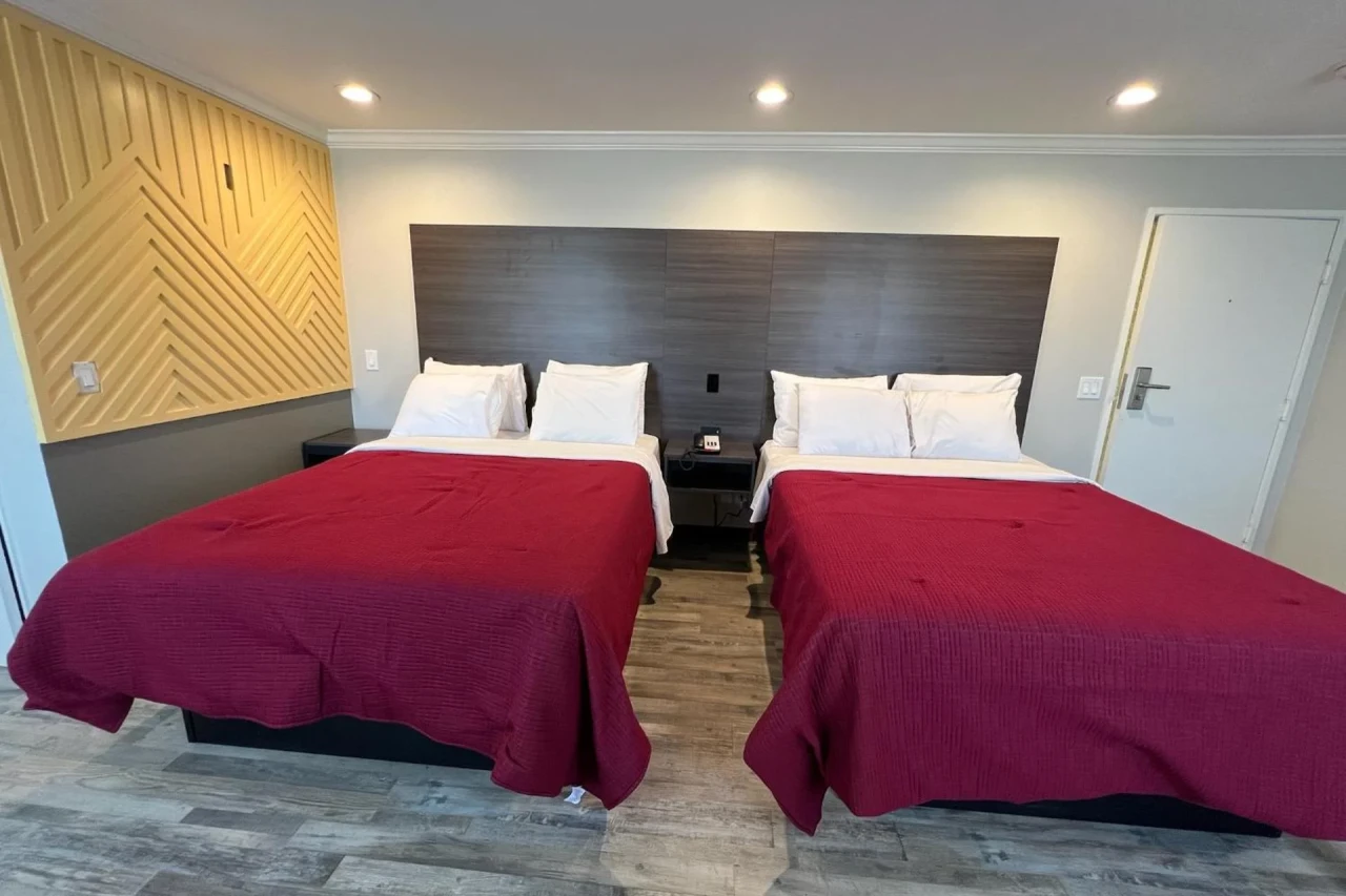 Cloud 9 Inn LAX