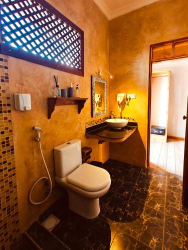 Nungwi Roses
